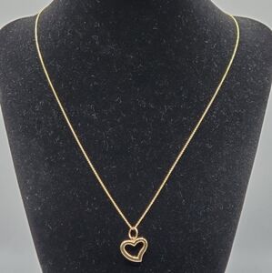 Elegant Gold Heart Pendant Necklace